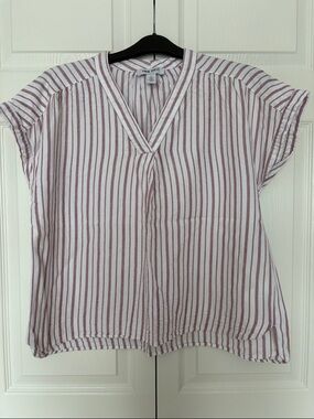 Nine West White and Burgundy Striped V-Neck Cap Sleeve Blouse